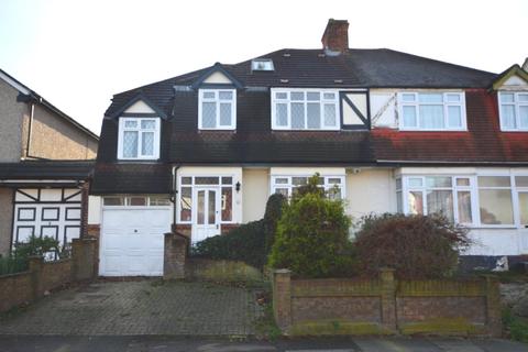 6 Bedroom Semi Detached House For Sale Carlton Road Gidea Park Rm2 6 Bedroom Semi Detached House For Sale Carlton Road Gidea Park Rm2