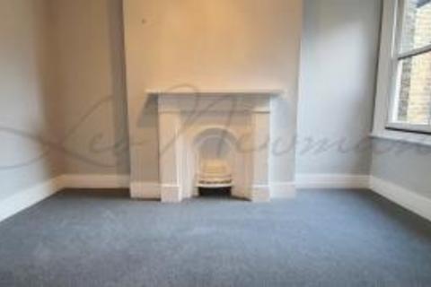 2 bedroom flat to rent, Stanbridge Road, Putney, SW15