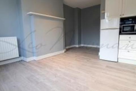 2 bedroom flat to rent, Stanbridge Road, Putney, SW15