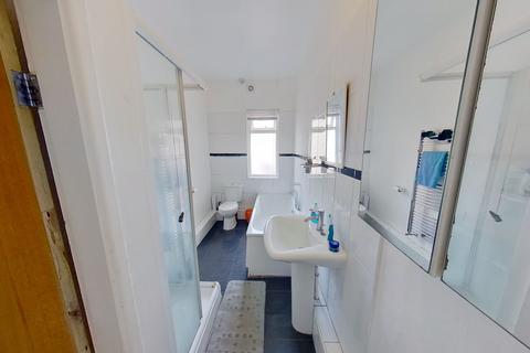 4 bedroom house to rent, Broomfield Terrace, Headingley