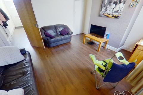 4 bedroom terraced house to rent, Broomfield Terrace, Headingley, Leeds, West Yorkshire