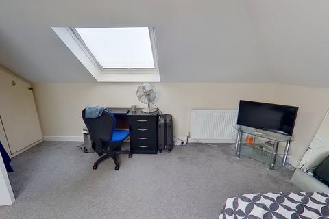 5 bedroom house to rent, Grimthorpe Place, Headingley