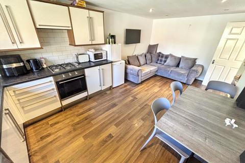 5 bedroom terraced house to rent, Grimthorpe Place, Headingley, Leeds, West Yorkshire