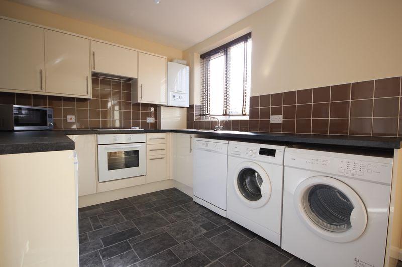 11 Langdale Ave2015(19).jpg