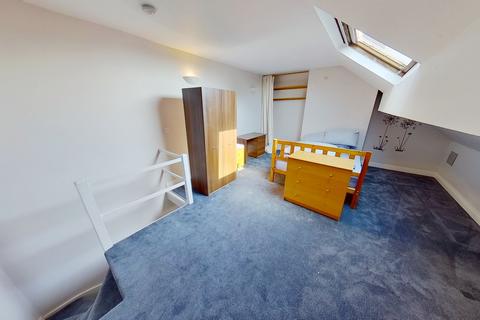 undefined, Broomfield View, Headingley, Leeds, West Yorkshire