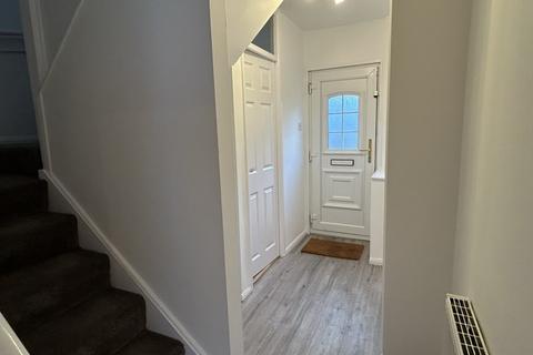 3 bedroom end of terrace house to rent, Dee Court, Woolton