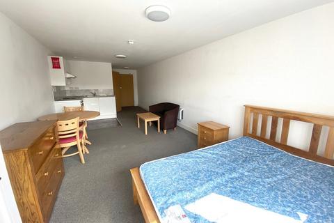 Studio to rent, Lake Road, Portsmouth