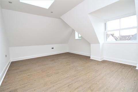 3 bedroom apartment to rent - Rodway Road, Bromley, BR1