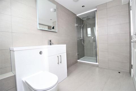 3 bedroom apartment to rent - Rodway Road, Bromley, BR1