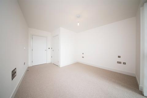 2 bedroom apartment for sale, Abbotsford Court, London NW10