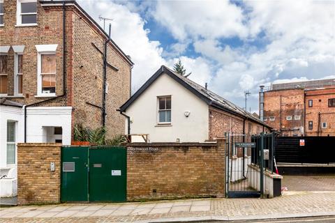 House for sale, Northwood Road, London, N6