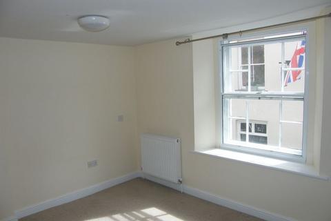 2 bedroom flat to rent, Swain Street, Watchet TA23 0AB