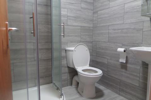 undefined, Staines Road, Feltham