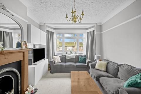 2 bedroom flat to rent, Churchdale Court, Harvard Road, Chiswick, London