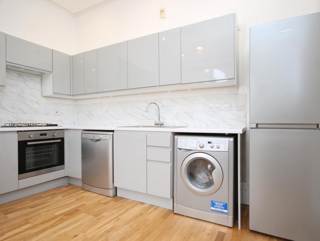 Beacon Hill, Islington, N7 2 bed flat to rent £2,275 pcm (£525 pw)