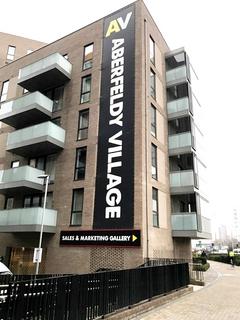 2 bedroom apartment to rent, Lighterman point , New village avenue , Canning Town E14