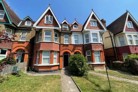 1 bedroom apartment to rent, St Augustine Avenue, South Croydon