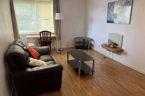 undefined, Downton Court, Hollinswood