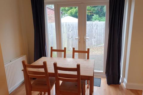 3 bedroom end of terrace house to rent - The Mount, Cheylesmore, Coventry. CV3 5GJ