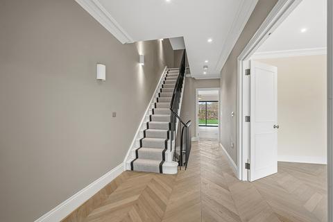 5 bedroom house to rent, Coombe Lane, SW20