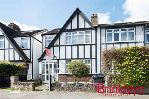 4 bedroom semi-detached house to rent, Chase Side Avenue, Wimbledon Chase