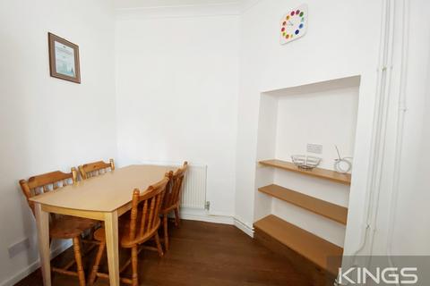 4 bedroom terraced house to rent, Alfred Street, Southampton