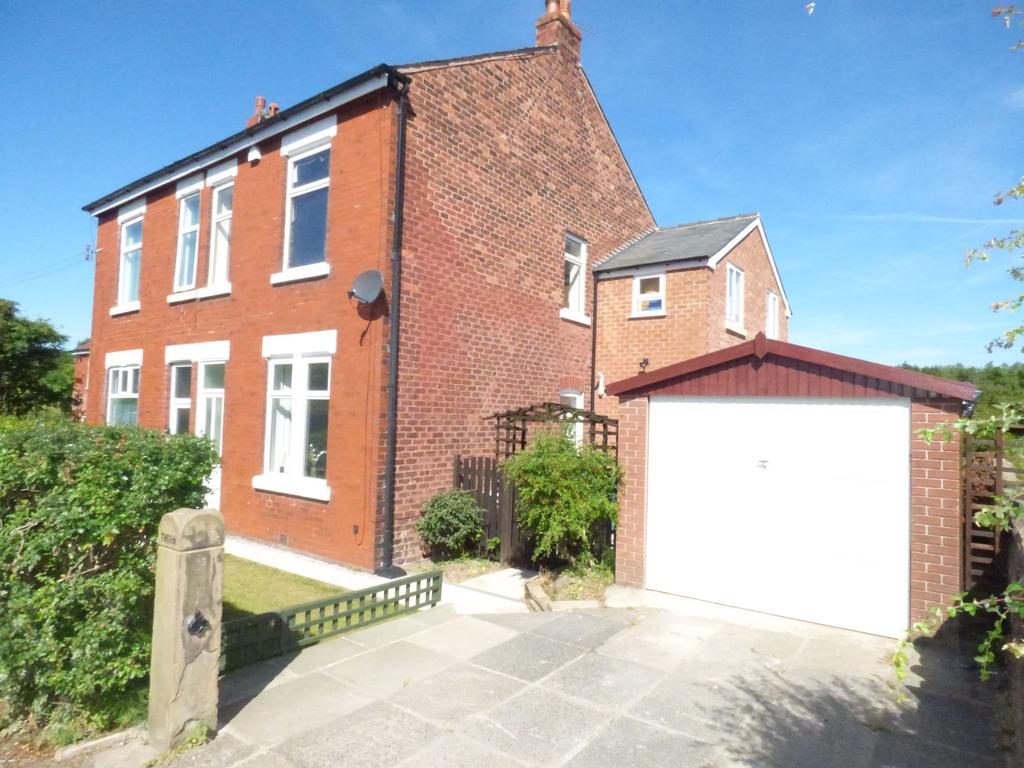 Windlehurst Road, High Lane, SK6 4 bed semidetached house £1,275 pcm (£294 pw)