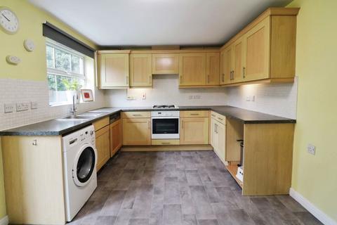 3 bedroom townhouse to rent, Langley