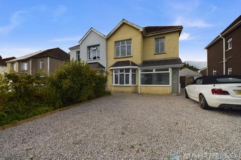 2 bedroom ground floor flat to rent, Truro