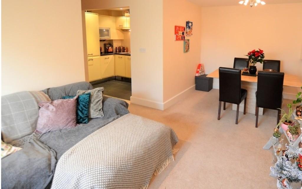Apartment in York - View 3