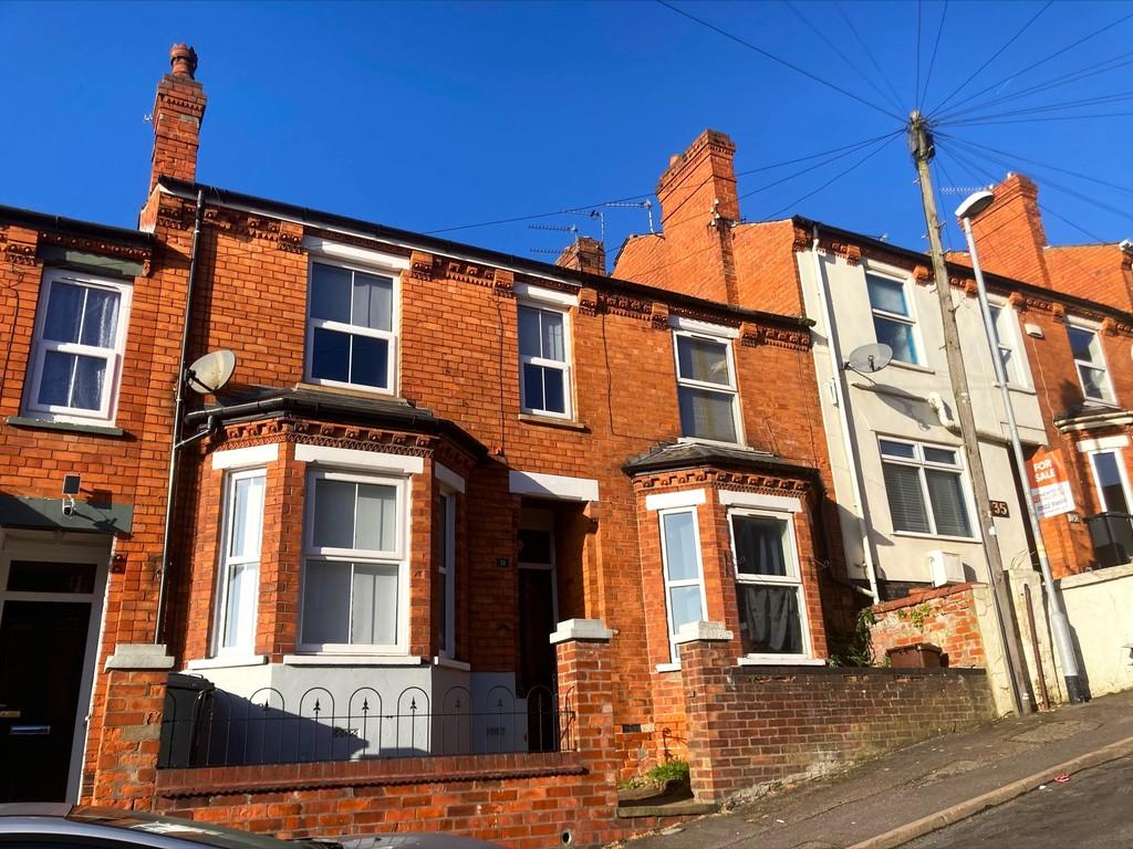Clarina Street, Lincoln 3 bed terraced house to rent £895 pcm (£207 pw)