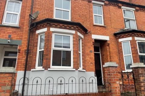 3 bedroom terraced house to rent, Clarina Street, Lincoln