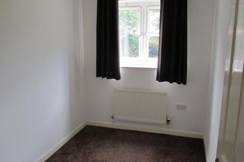 2 bedroom flat to rent, 2 Ned Lane, Bradford BD4