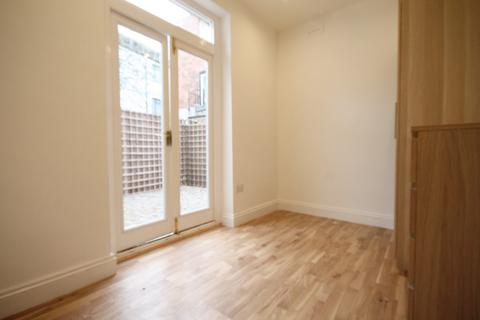 3 bedroom flat to rent, Conewood Street, Highbury, N5