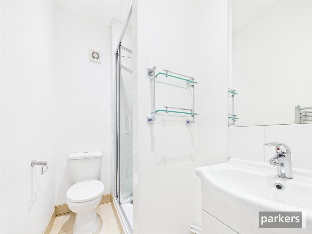 Baker Street, Berkshire RG1 – další