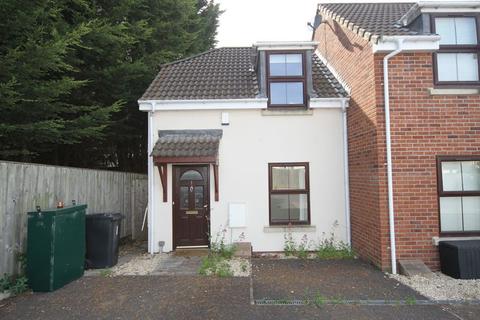 2 Bedroom Terraced House To Rent 1 Farriers Court Bristol 2 Bedroom Terraced House To Rent 1 Farriers Court Bristol