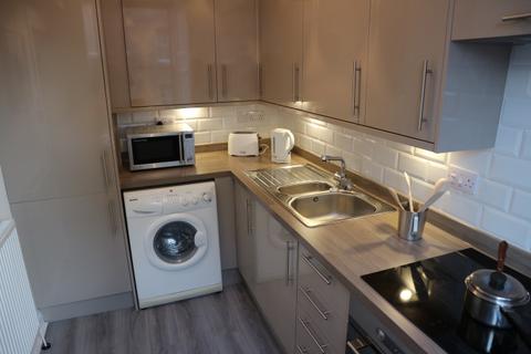 1 bedroom flat to rent, Causewayside, Newington, Edinburgh, EH9