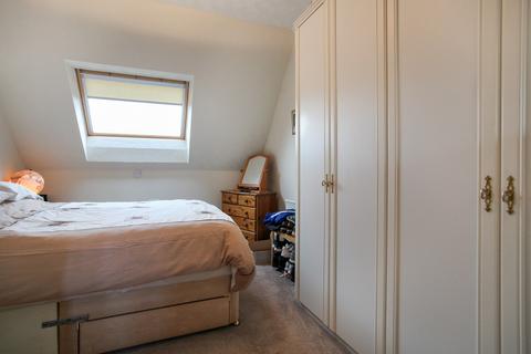 9 The Grange, Moreton-in-marsh, GL56 0AU