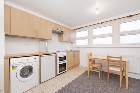 Studio to rent, Chamberlayne Road, Kensal Rise NW10