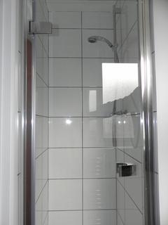 undefined, Ensuite room - Guildford Park Avenue, GU27NN