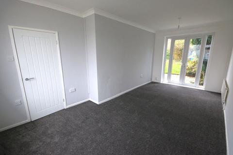 2 bedroom semi-detached house to rent, Walpole Avenue, Wigan, WN3