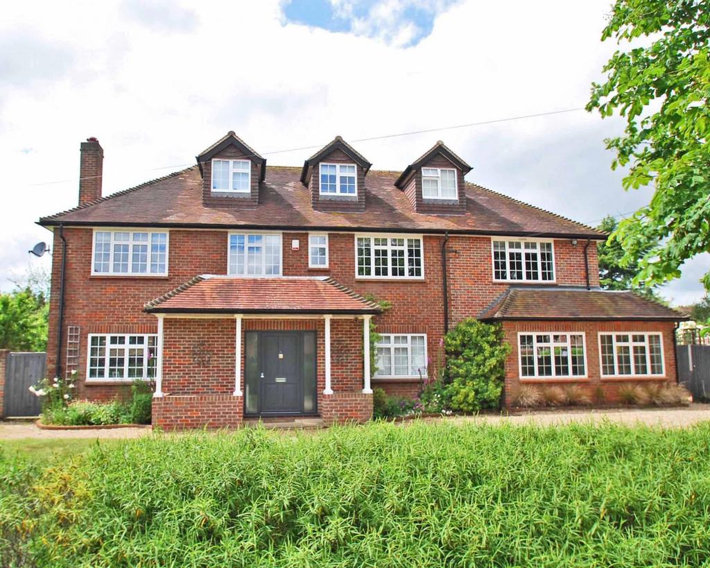 Eghams Wood Road, Beaconsfield, HP9 6 bed detached house £2,000,000
