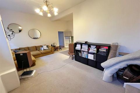1 bedroom flat to rent, East Cliff
