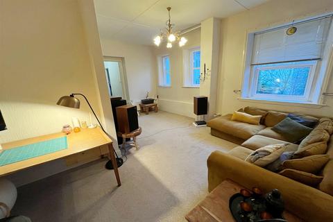1 bedroom flat to rent, East Cliff