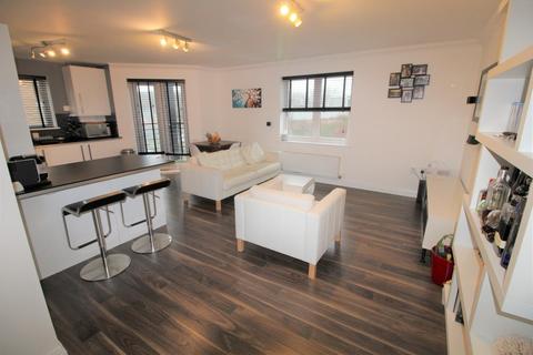 2 bedroom apartment to rent, Berwick Place, Welwyn Garden City