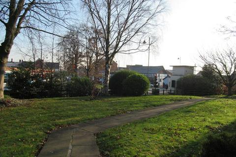 undefined, 13 Chestnut Court, Avenue Road, Malvern, Worcestershire, WR14