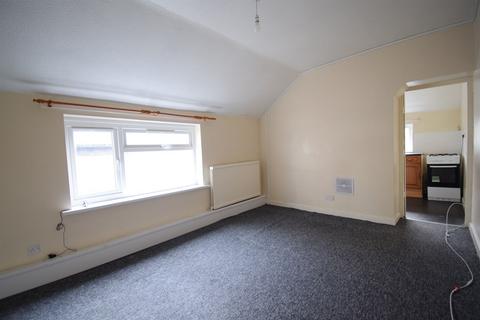 2 bedroom flat to rent - Newport Road, Cardiff