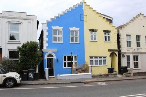 4 bedroom semi-detached house to rent, Egham Hill, Egham, Surrey, TW20