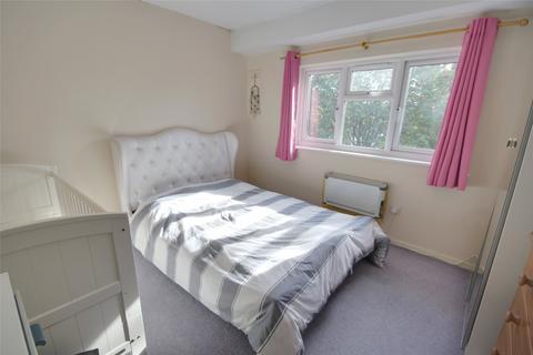 1 bedroom end of terrace house to rent, Alexander Road, Egham, Surrey, TW20