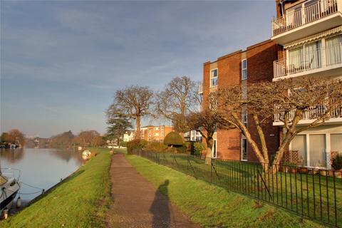 2 bedroom apartment to rent, Nutbourne Court, Riverside Road, Staines-upon-Thames, Surrey, TW18